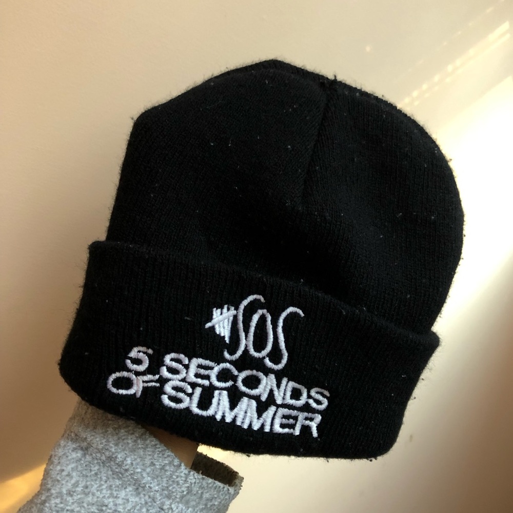 5sos beanie